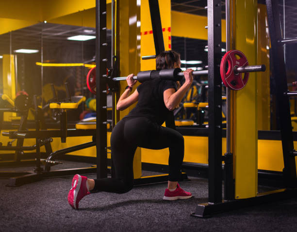 Smith Machine Lunges Are A Great Shoulder Exercise