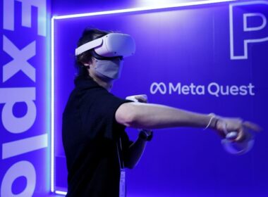 Meta and China: How Virtual Reality Headsets Could Revolutionize Chinese Business